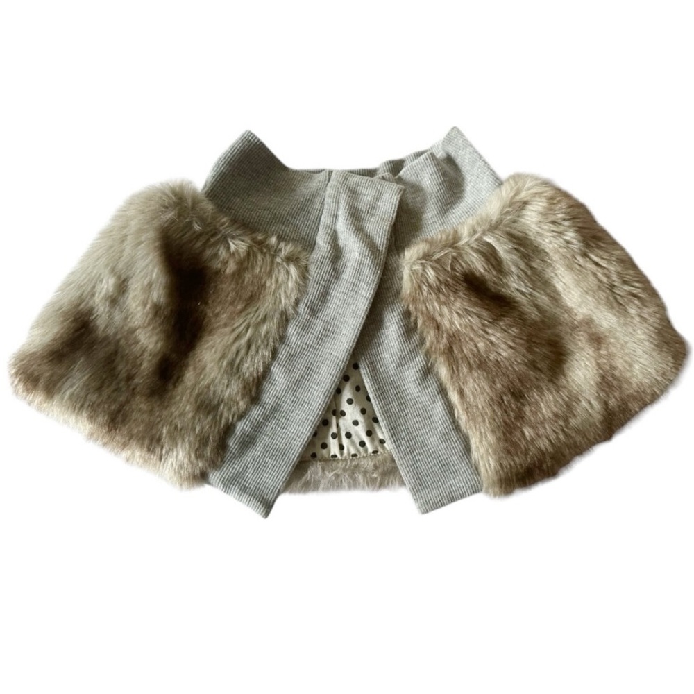 Anais & I Fur Shoulder Shawl